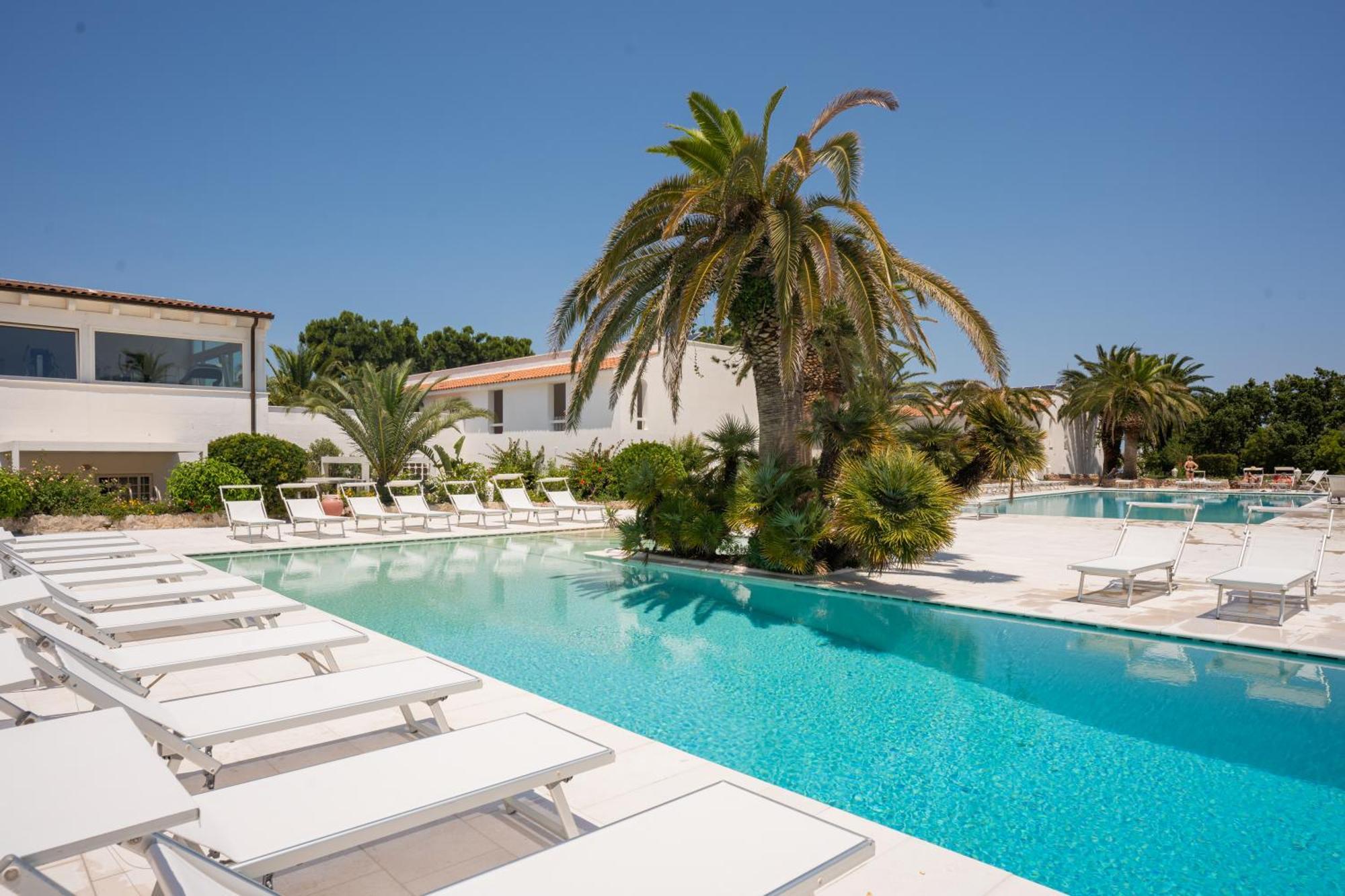فندق Ostuni A Mare المظهر الخارجي الصورة